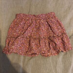 Jumping Beans Girls size 5T Floral purple Ruffle Skirt with built in shorts